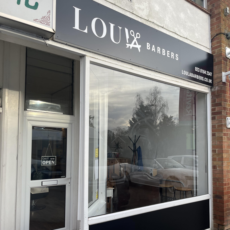 Loula Barbers Fair Oak shop front